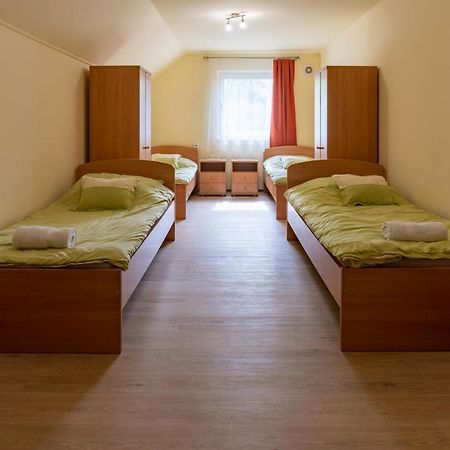 Kiraly Lovastanya Panzio Bed and Breakfast Janoshalma Exteriör bild