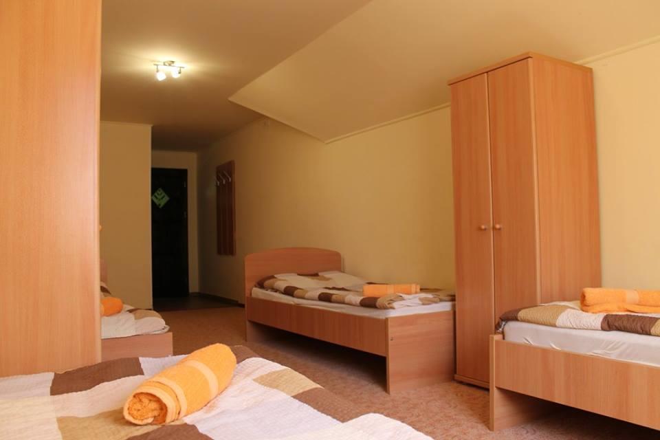 Kiraly Lovastanya Panzio Bed and Breakfast Janoshalma Exteriör bild